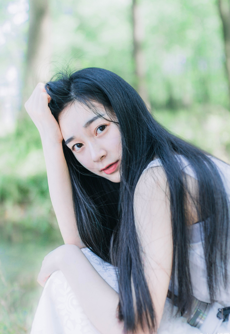 “原来如此。”庞统点点头：“如此说来，刘将军是不准备跟我将规矩了？”